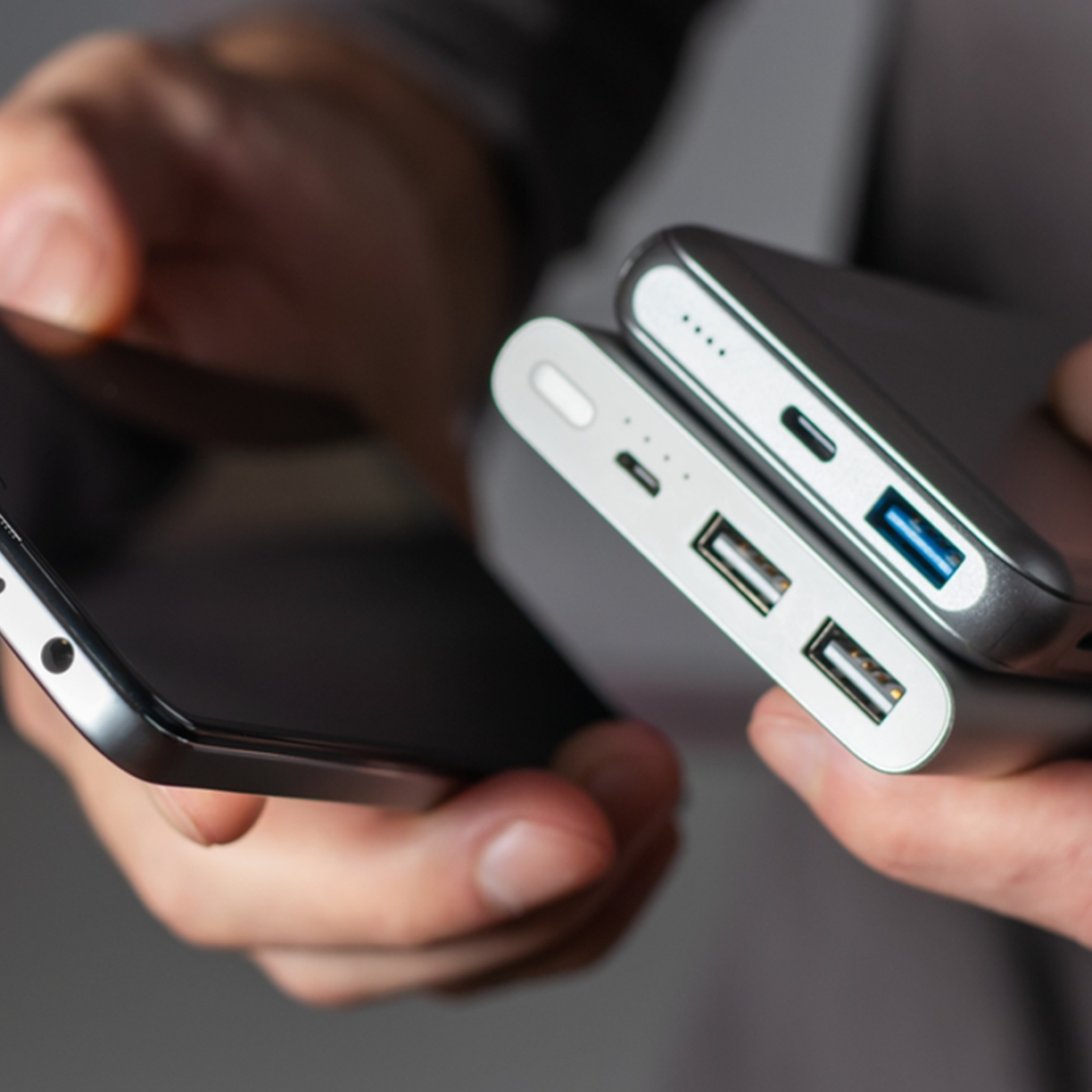 ROMOSS 20,000mAh Fast-Charging Power Bank: Portable Power Bank